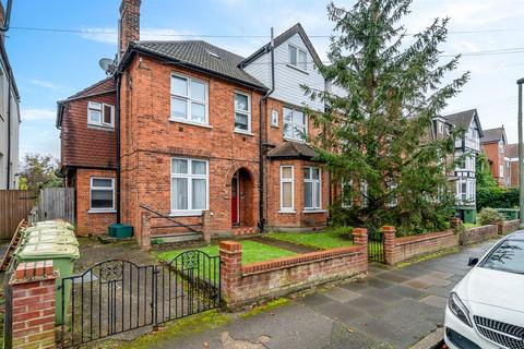Flat 1, 7 Highland Road, Bromley, BR1 4AA