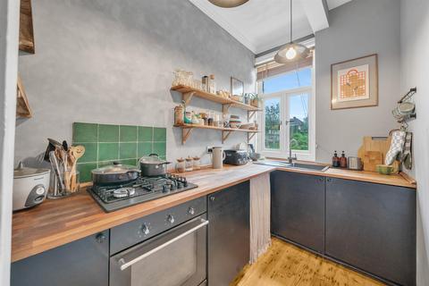 Flat 1, 7 Highland Road, Bromley, BR1 4AA