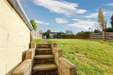 3 bedroom end of terrace house for sale, Sycamore Road, Chesterfield S43