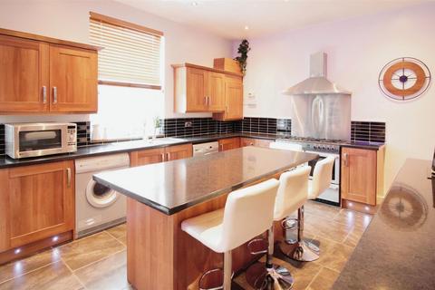 2 bedroom terraced house for sale, Wood Lane, Leeds LS26