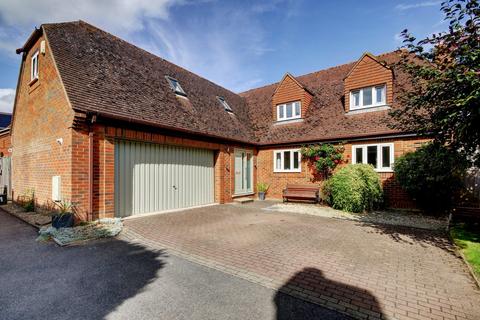 4 bedroom house to rent, The Green, Fernham, Faringdon, SN7