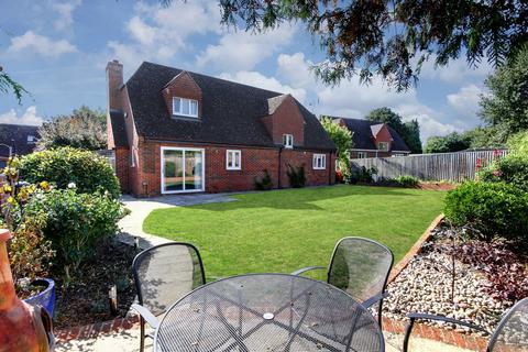 4 bedroom house to rent, The Green, Fernham, Faringdon, SN7