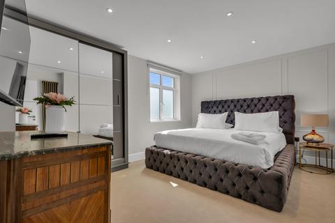 undefined, Water Lane, London NW1