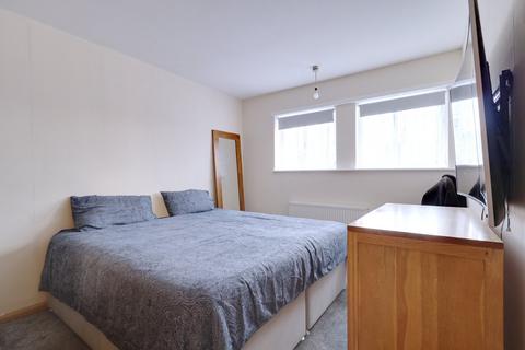 71 Tamar Drive, Aveley, South Ockendon, RM15 4NA