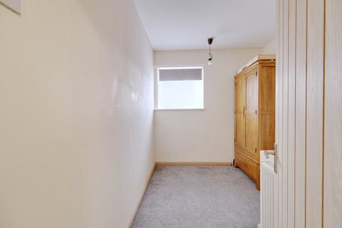 71 Tamar Drive, Aveley, South Ockendon, RM15 4NA