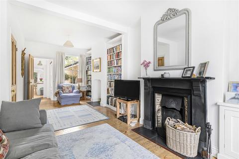 4 bedroom terraced house for sale, Montague Road, Cambridge CB4