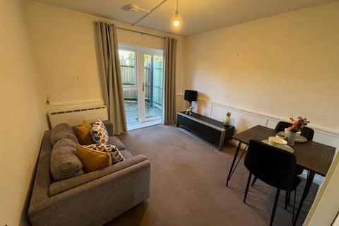 1 bedroom flat to rent, Millbrook Road East, Hampshire SO15