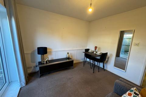 1 bedroom flat to rent, Millbrook Road East, Hampshire SO15