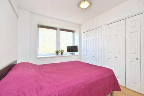 1 bedroom flat to rent, Wapping High Street, Wapping, London, E1W