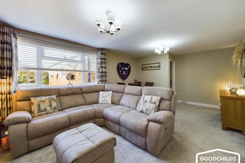 2 bedroom flat for sale, Green Lane, Shelfield, WS4