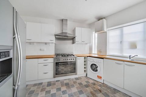 2 bedroom flat for sale, Canons Corner, Edgware, HA8