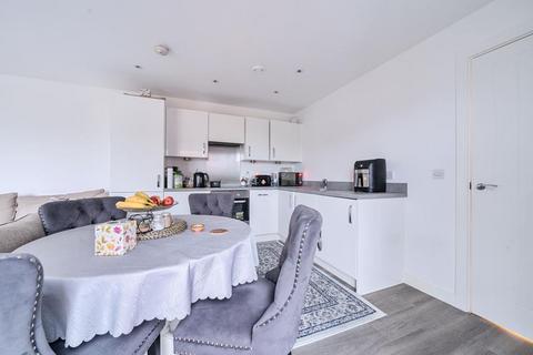 1 bedroom flat for sale, Borehamwood,  Hertsmere,  WD6