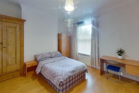 5 bedroom private hall to rent, Victory Road, Portsmouth, Portsmouth