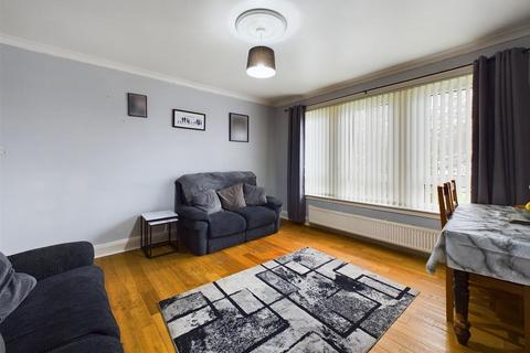 2 bedroom flat for sale, Bridge Street, Paisley PA3