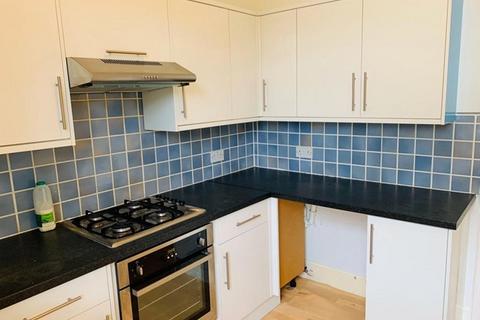 2 bedroom apartment to rent, Large apartment in central Tunbridge Wells