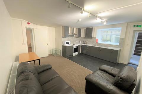 3 bedroom flat to rent, Victoria Terrace, Aberystwyth