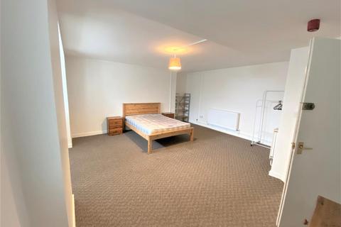 3 bedroom flat to rent, Victoria Terrace, Aberystwyth