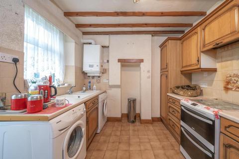 2 bedroom house for sale, Railway Terrace, Buxton