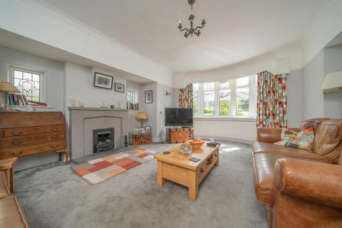 4 bedroom house for sale, Macclesfield Road, Buxton