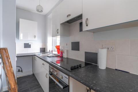 1 bedroom flat for sale, 5 Eagle Parade, Buxton