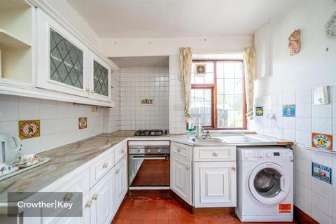 3 bedroom semi-detached house for sale, Spencer Grove, Buxton