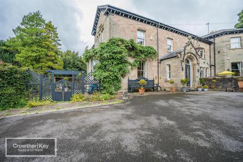 5 bedroom house for sale, Park Road, Buxton