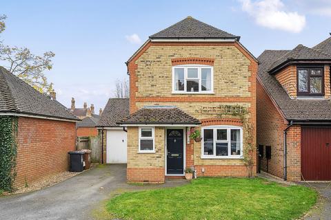 18 Cardwells Keep, Guildford, GU2 9PD
