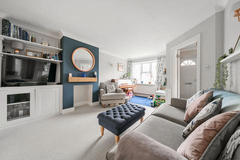 18 Cardwells Keep, Guildford, GU2 9PD