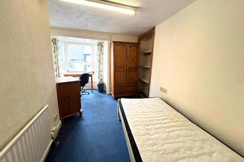 4 bedroom flat to rent, Portland Street, Aberystwyth