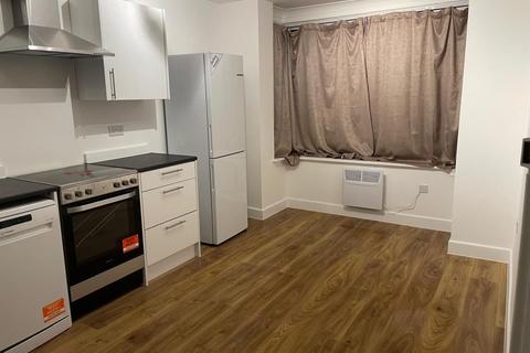 Studio to rent, Thornton Heath CR7