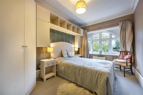 3 bedroom flat for sale, Carlton Mansions, 217 Randolph Avenue, London