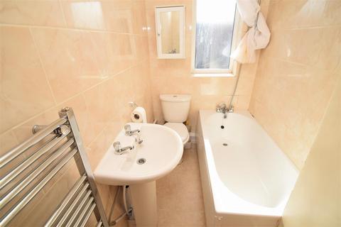 2 bedroom house to rent, Florist Street, Stockport SK3