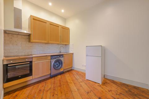 3 bedroom flat to rent, Royal College Street, Camden, London