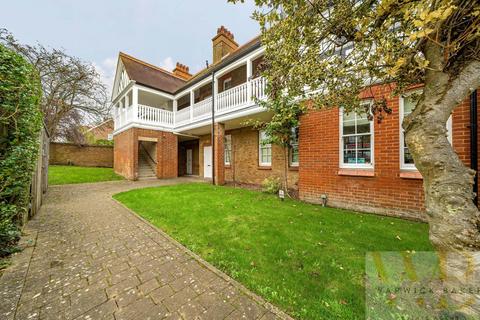 1 bedroom flat for sale, 199, Upper Shoreham Road, Shoreham-By-Sea