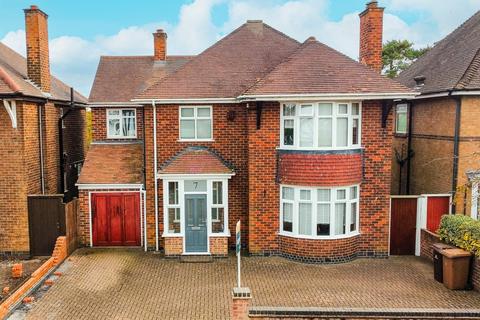 4 bedroom detached house for sale, West Drive, Mickleover, Derby, Derbyshire, DE3 0EX