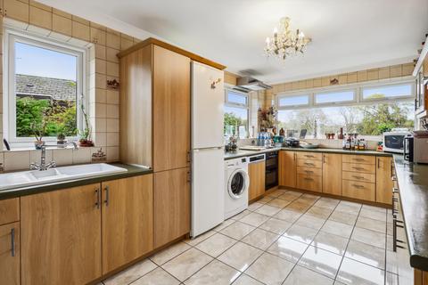 2 bedroom detached house for sale, Hamm Court, Weybridge, Surrey, KT13