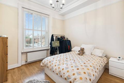 136b Sheen Road, Richmond, TW9 1UR