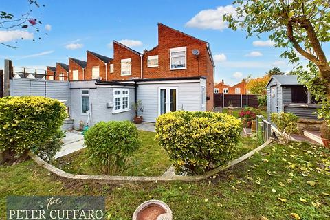 120 Jerounds, Harlow, CM19 4HQ