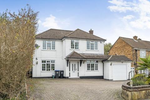 4 bedroom detached house for sale, Calder Avenue, Hertfordshire AL9