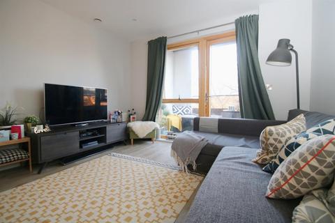 1 bedroom flat for sale, Kings Arms Court, East Acton Lane, W3