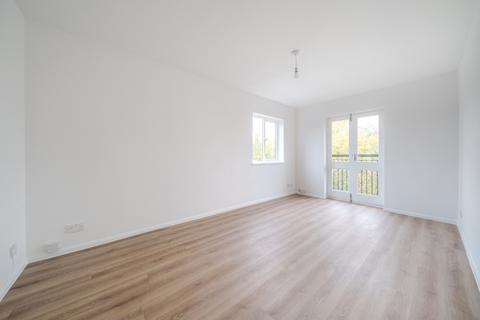 2 bedroom flat to rent, Longbridge Way London SE13