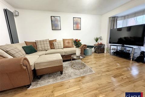 19 Broad Leys Road, Barnwood, Gloucester, GL4 3YW