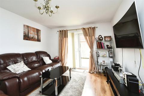 5 bedroom end of terrace house for sale, Truscott Avenue, Swindon, Wiltshire, SN25