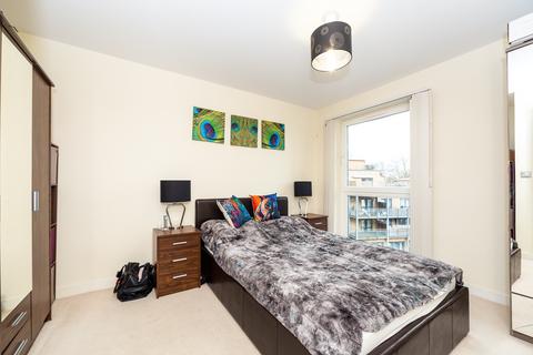 1 bedroom flat to rent, Harry Zeital Way, London E5