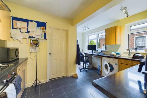 2 bedroom terraced house for sale, St Johns Walk, Bridlington