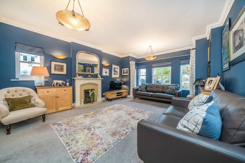 5 bedroom house for sale, Admiralty Way, Teddington TW11