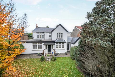 4 bedroom detached house for sale, Halliford Road, Shepperton, Surrey, TW17