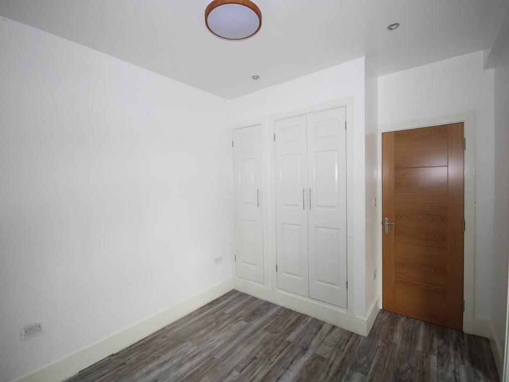 Bedroom 1 of 2