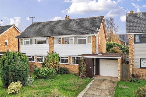 17 Brooklands, Headcorn, Ashford, TN27 9QS