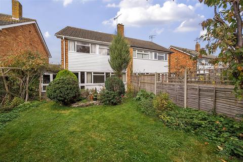 17 Brooklands, Headcorn, Ashford, TN27 9QS